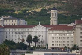 Nurses allegedly ‘ignored' pleas for help as mom cradled dead infant after suffering a miscarriage, while nurses pay no attention to her and ate their cereal at Groote Schuur Hospital