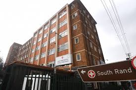 Pregnant woman relates awful experience at South Rand Hospital - patients were forced to eat with their hands as no cutlery provided and ladies gave birth in the hallway